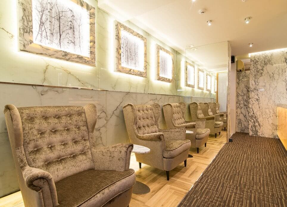 銀座有楽町店の店舗写真2