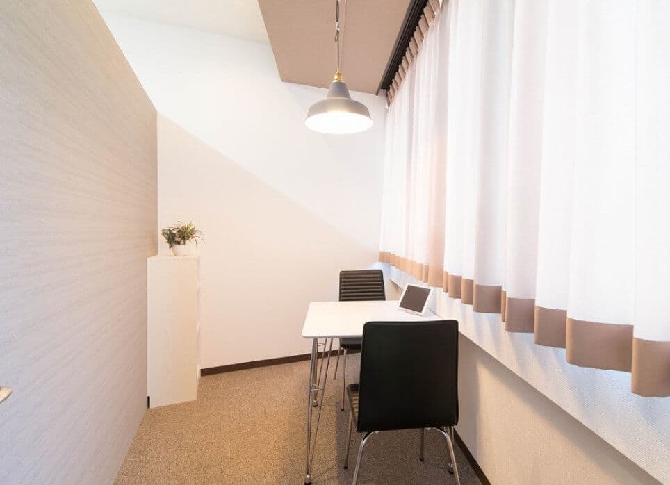 川崎駅前店の店舗写真4