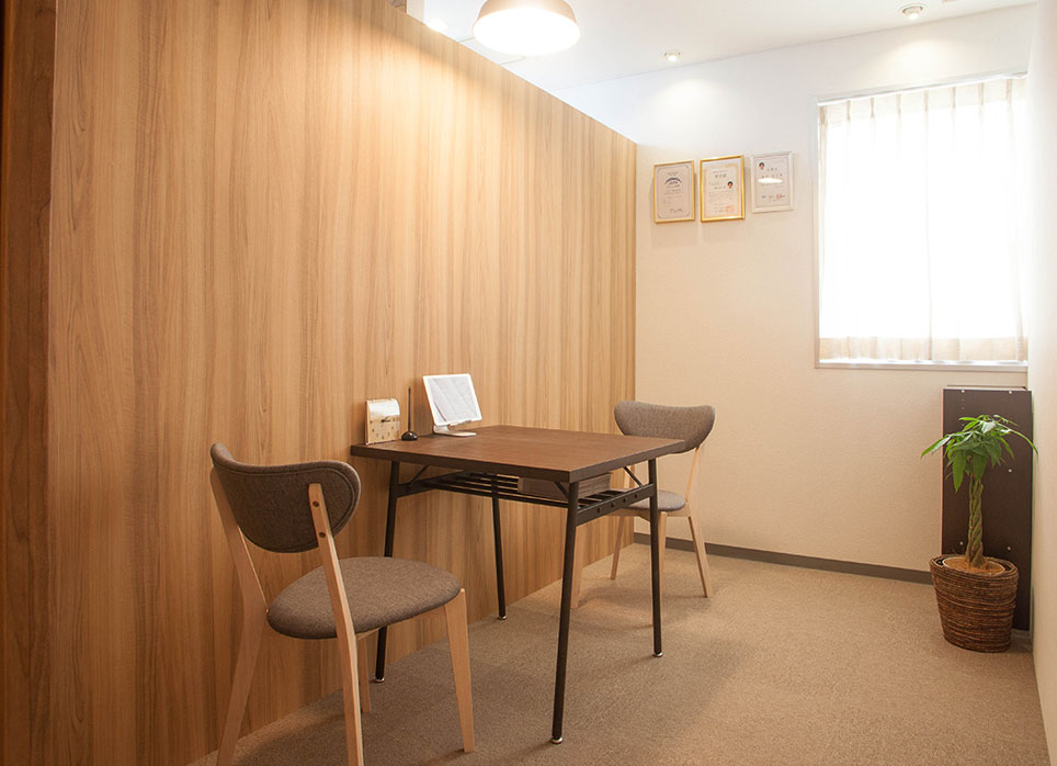 大阪京橋店の店舗写真3