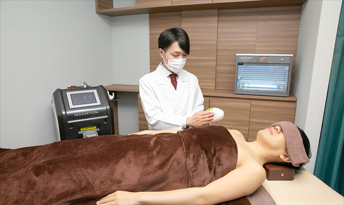 男性脱毛の専門技能士によるメンズ脱毛・ヒゲ脱毛の施術