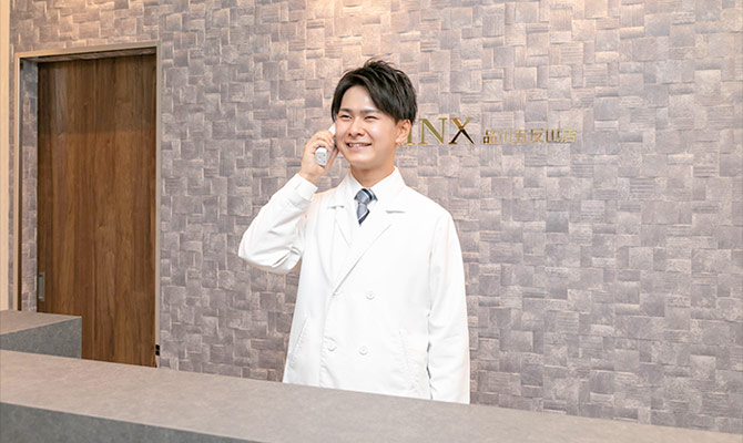 男性スタッフによるご予約・お問い合わせの確認・対応