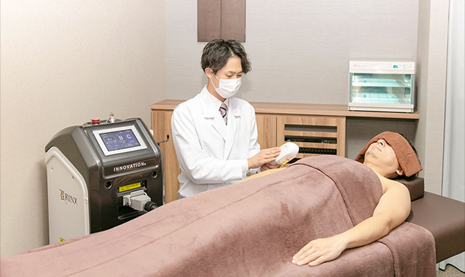男性脱毛の専門技能士によるメンズ脱毛・ヒゲ脱毛の施術