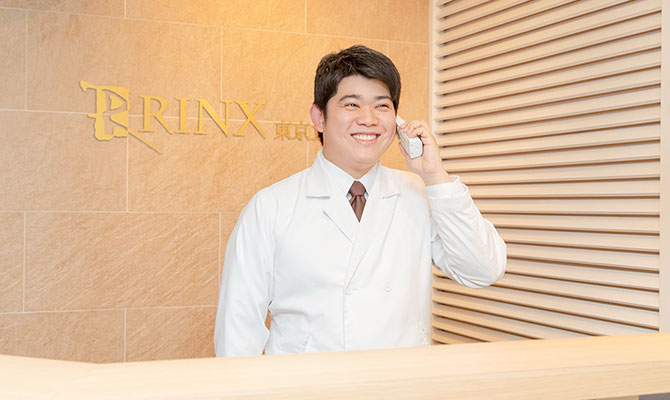 男性スタッフによるご予約・お問い合わせの確認・対応