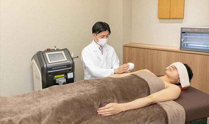 男性脱毛の専門技能士によるメンズ脱毛・ヒゲ脱毛の施術