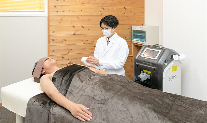 男性脱毛の専門技能士によるメンズ脱毛・ヒゲ脱毛の施術